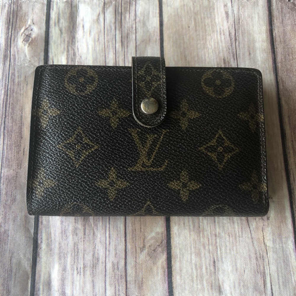 Louis Vuitton monnaie viennois bifold wallet